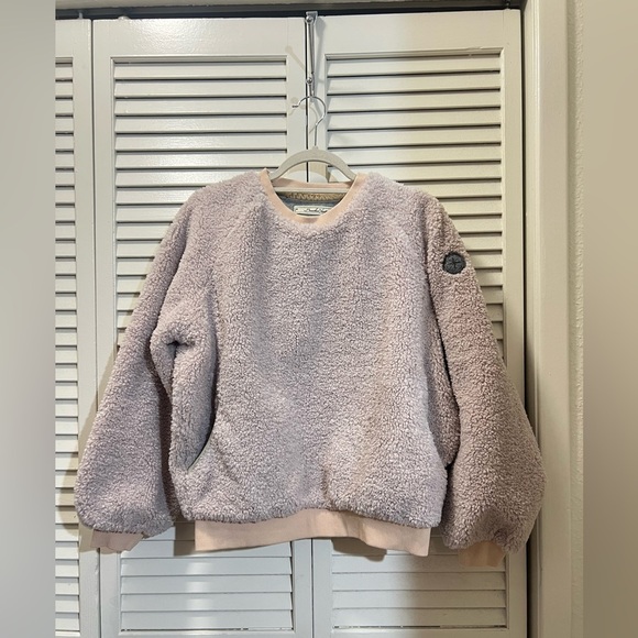 Boundless North Sweatshirt - Picture 3 of 8